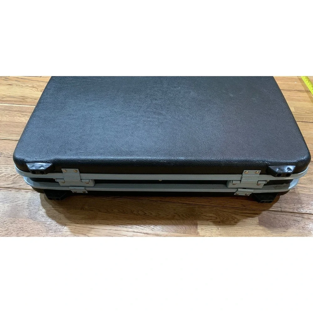 Samsonite Vintage Hard Shell Briefcase Black Retro 90s Y2K Dark Academia Minimal